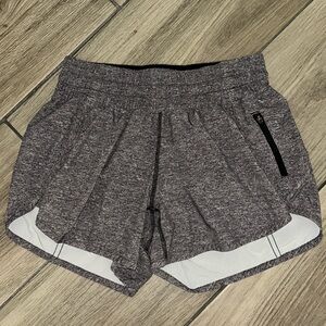 Lululemon Tracker Short V 4”